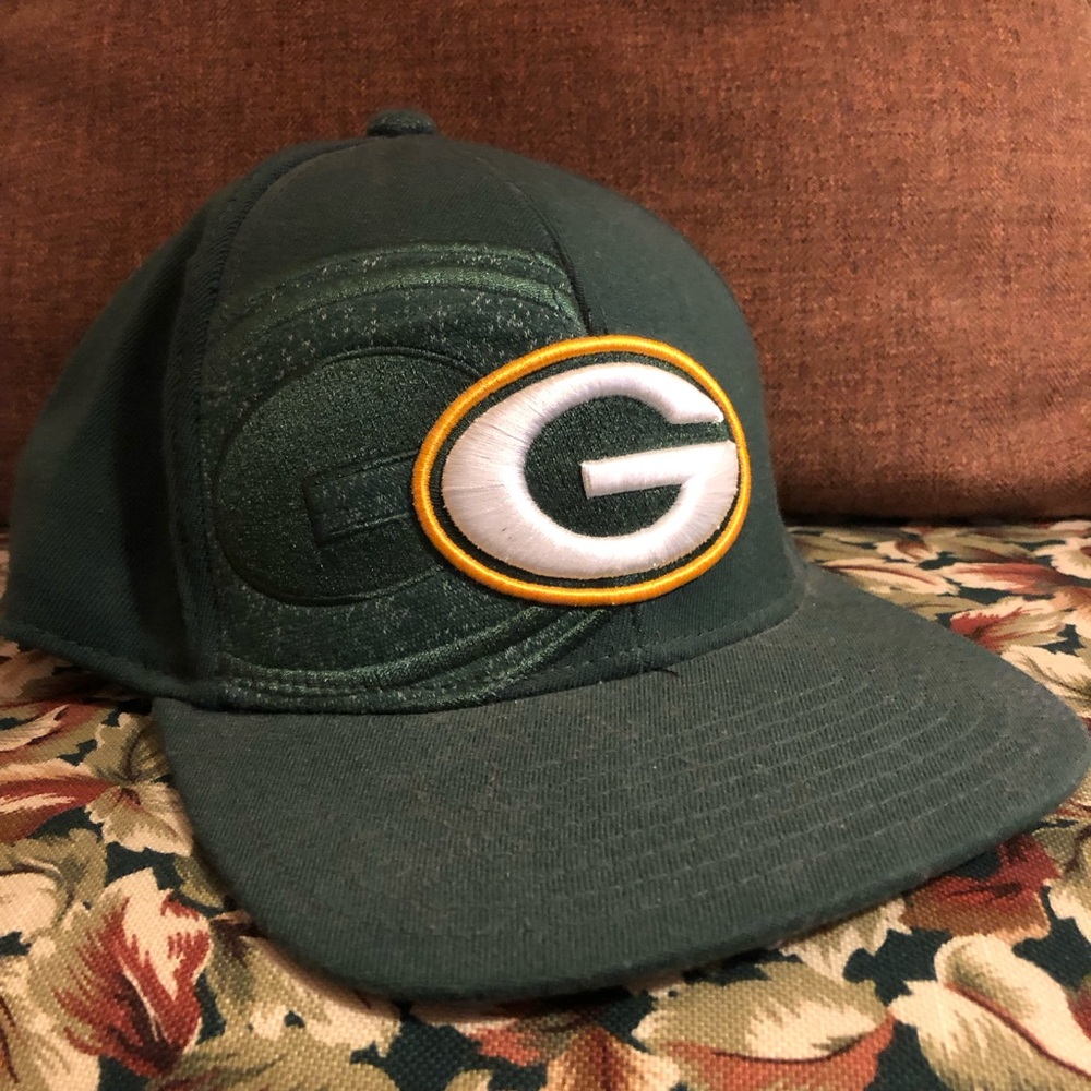 Reebok Green Bay Packers Cap - Never worn